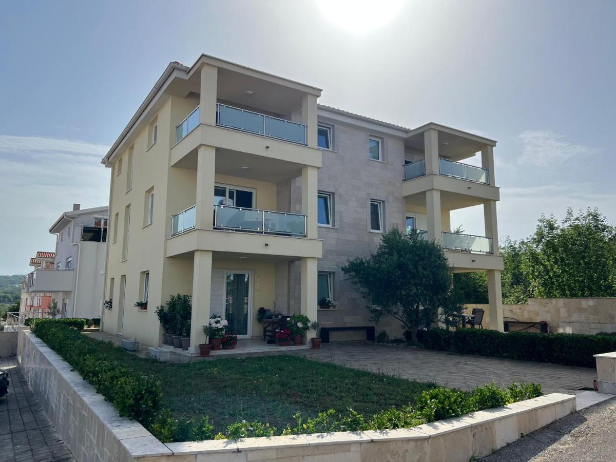 Apartman Sven Malinska Εξωτερικό φωτογραφία